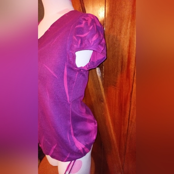 🆓 With $25 Dollar Purchase! 21 (short sleeve) top - Picture 2 of 6